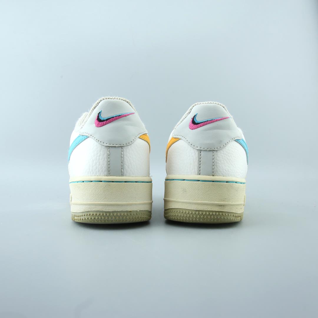 NIKE  AIR FORCE 1 LOW EMB