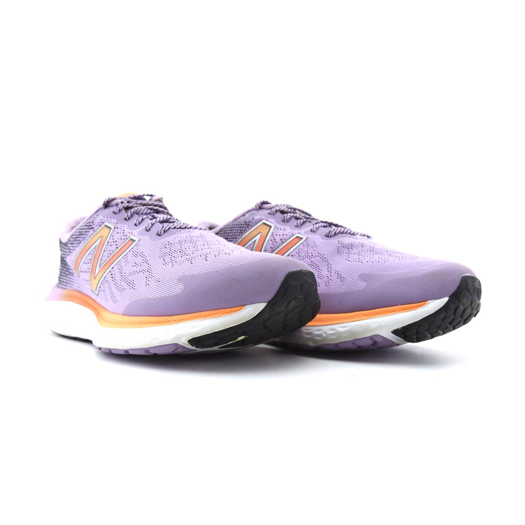 NEW BALANCE 680V7