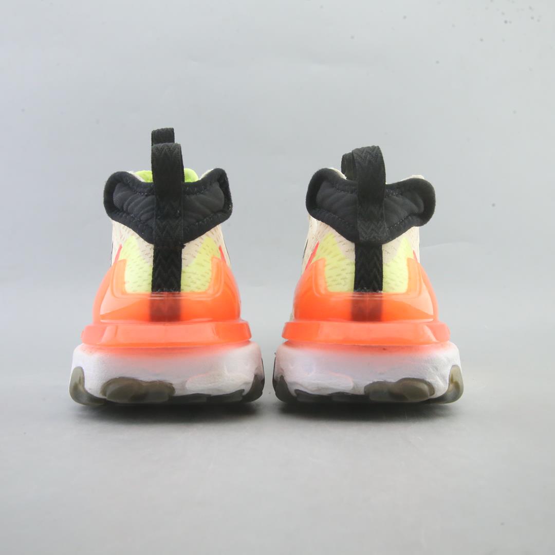 NIKE REACT VISION