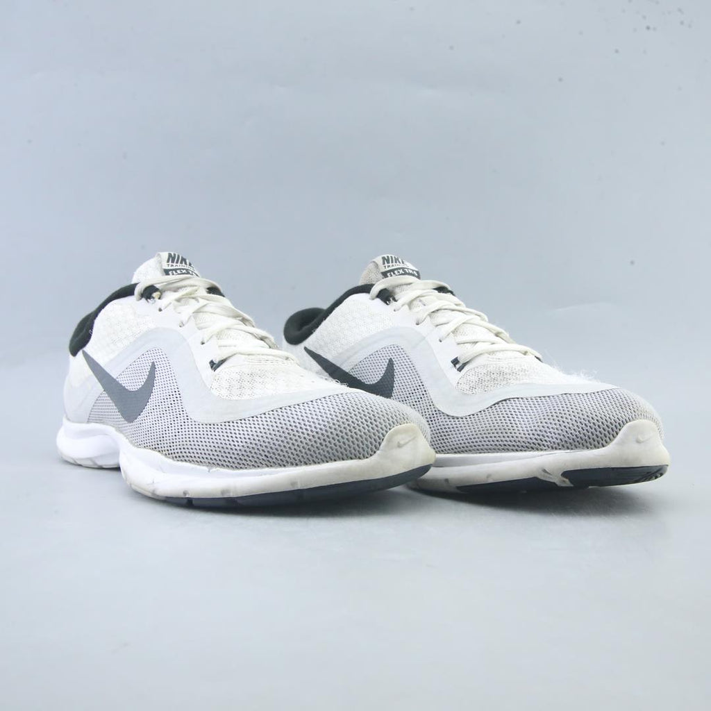 NIKE  FLEX TR 6 S