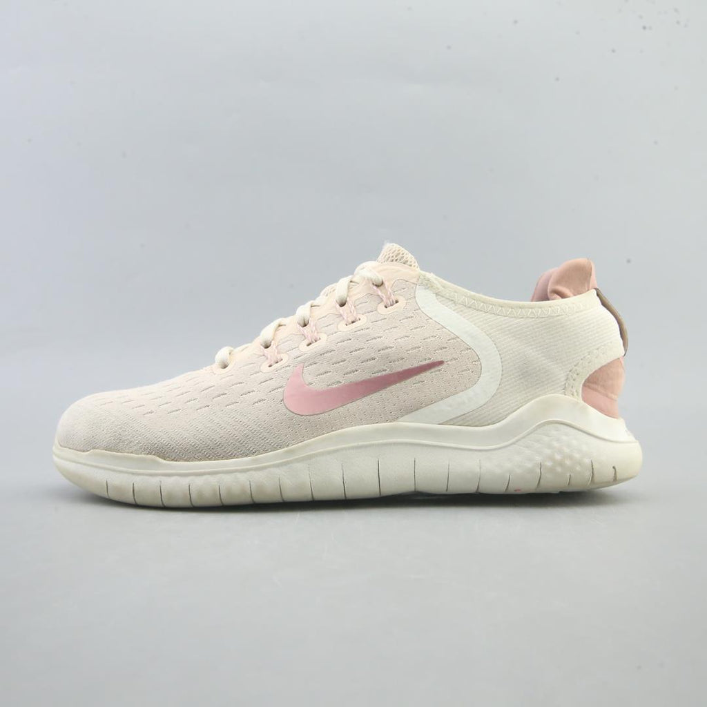 NIKE FREE RN