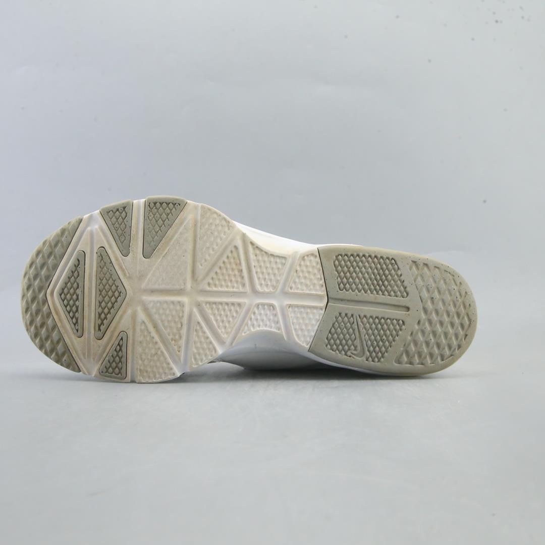 NIKE AIR BELLA TR