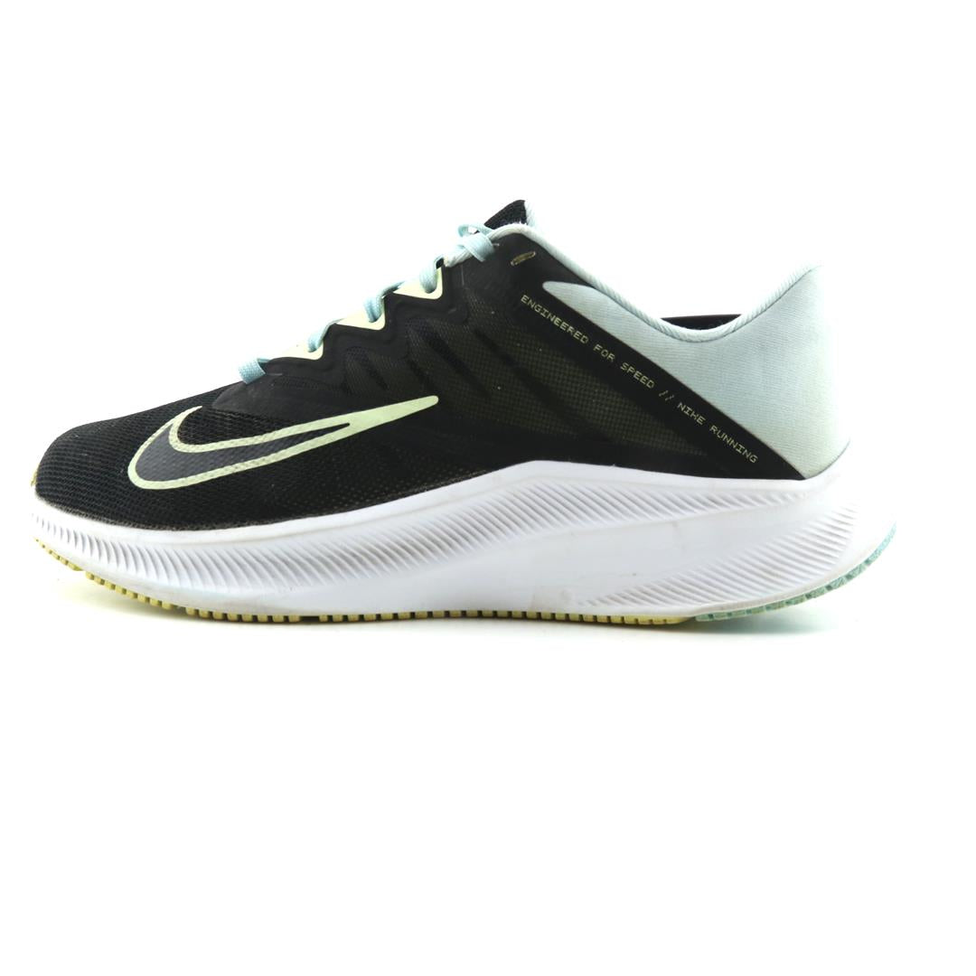 NIKE QUEST 3