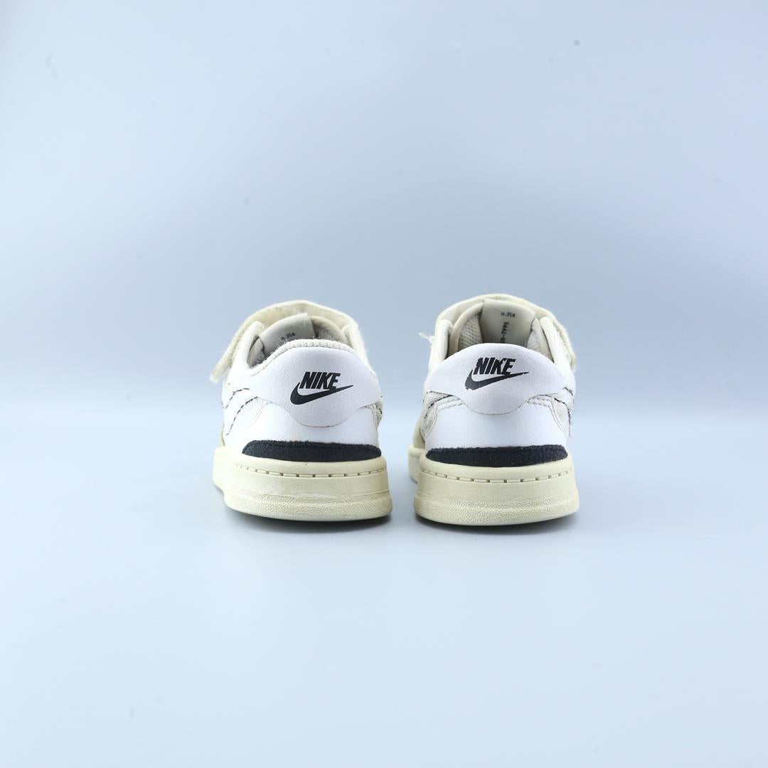 NIKE SQUASH TYPE