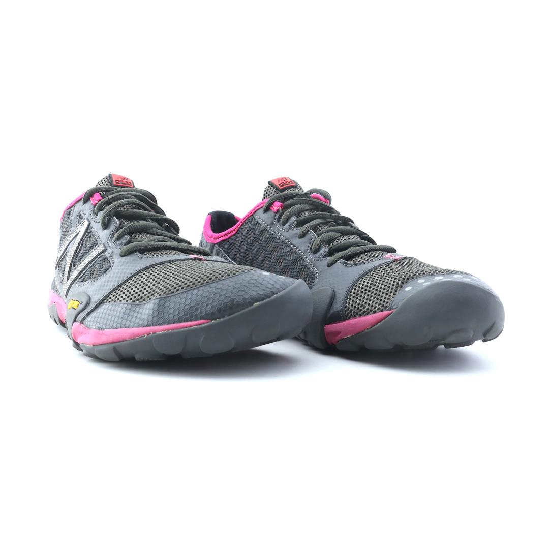 NEW BALANCE MINIMUS