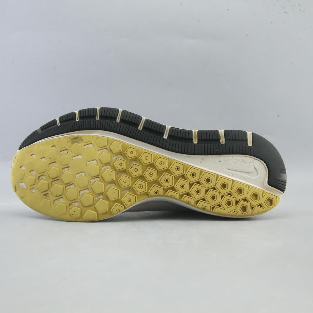 NIKE AIR ZOOM STRUCTURE 22