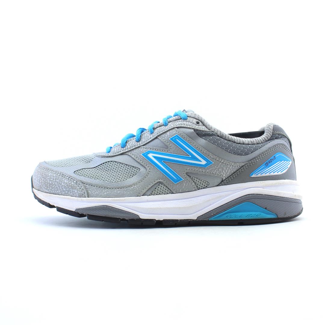 NEW BALANCE 1540V3