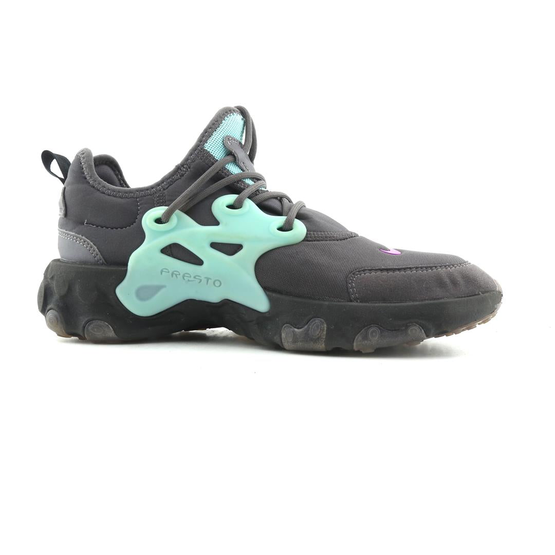 NIKE REACT PRESTO