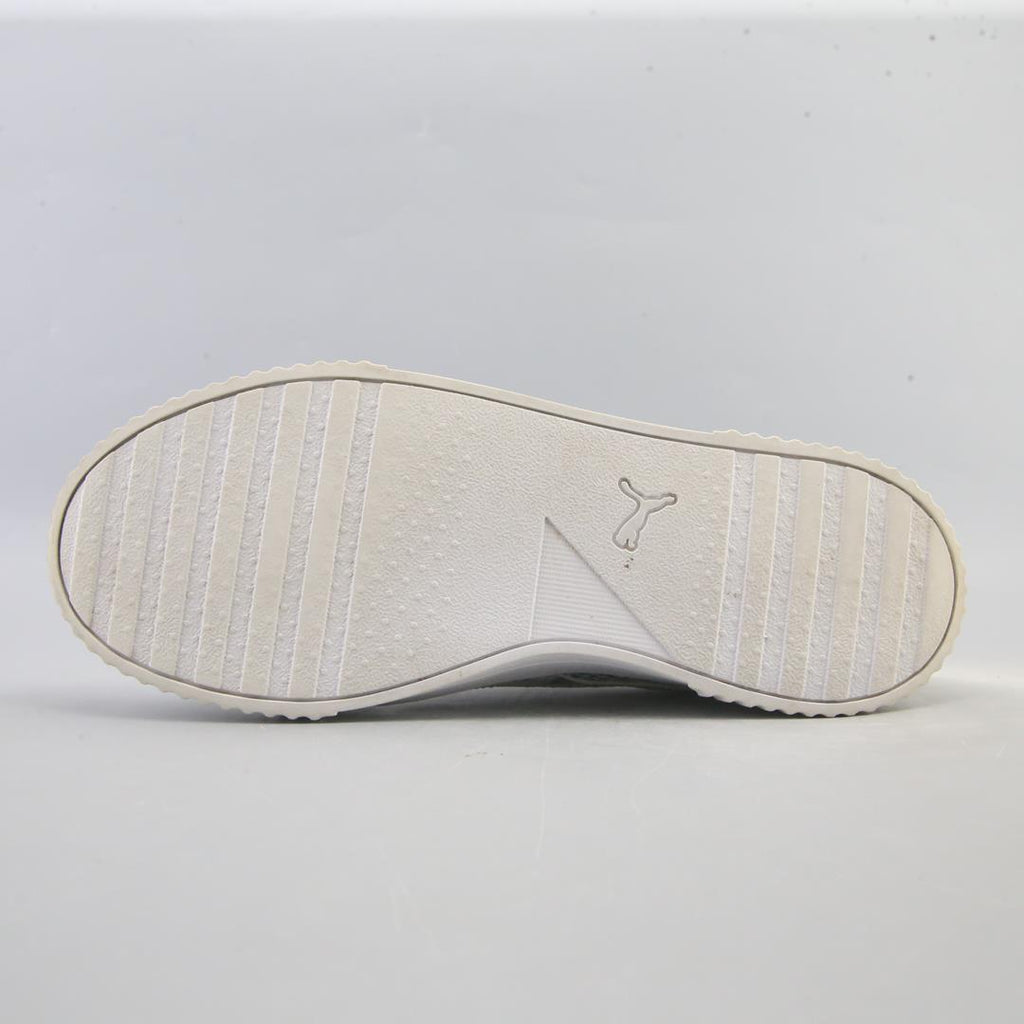 PUMA CARINA