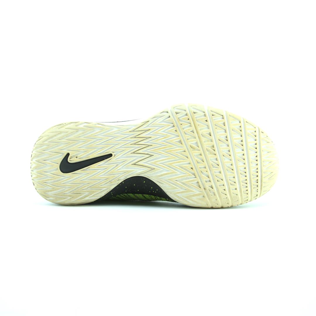 NIKE ZOOM ASCENTION