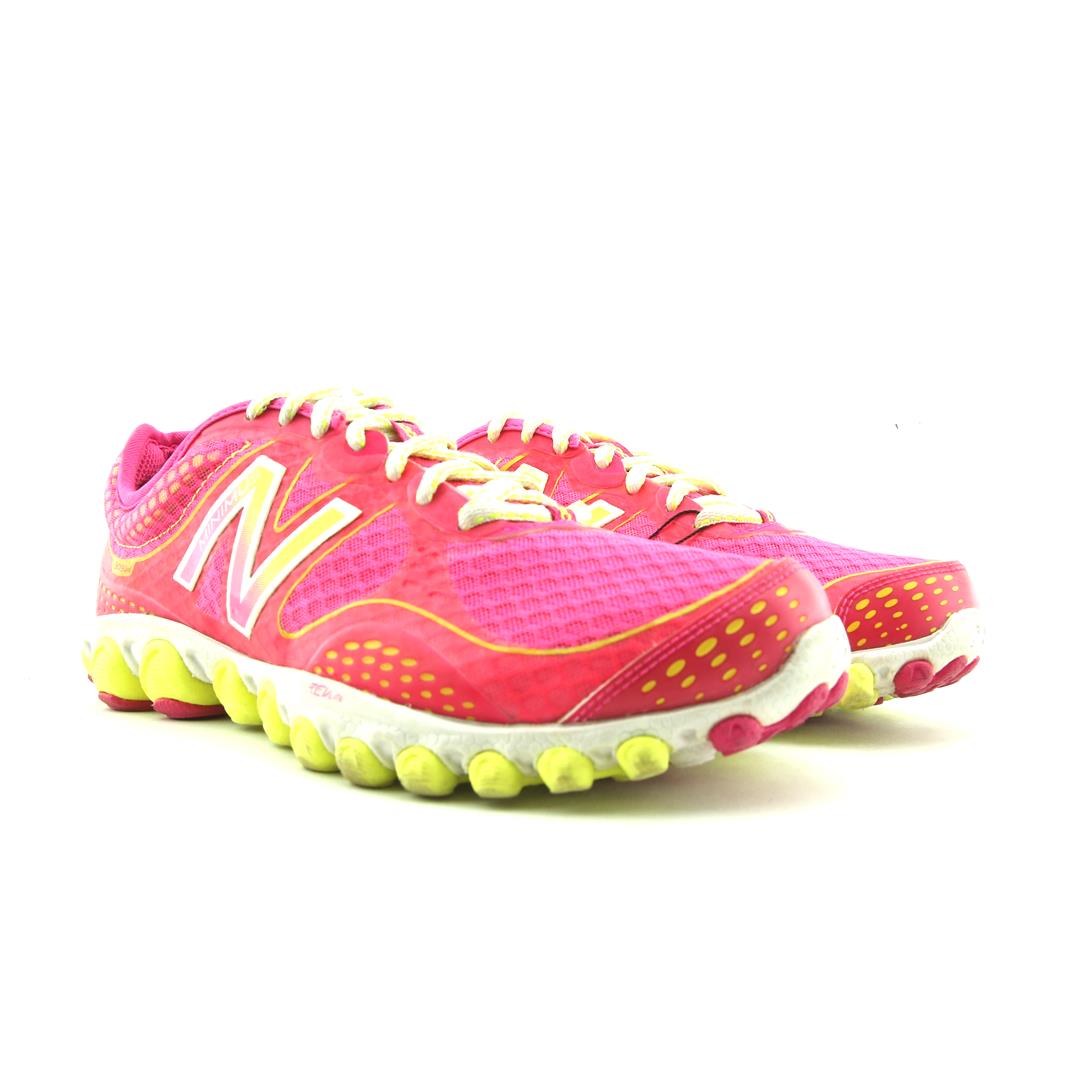 NEW BALANCE 3090V2