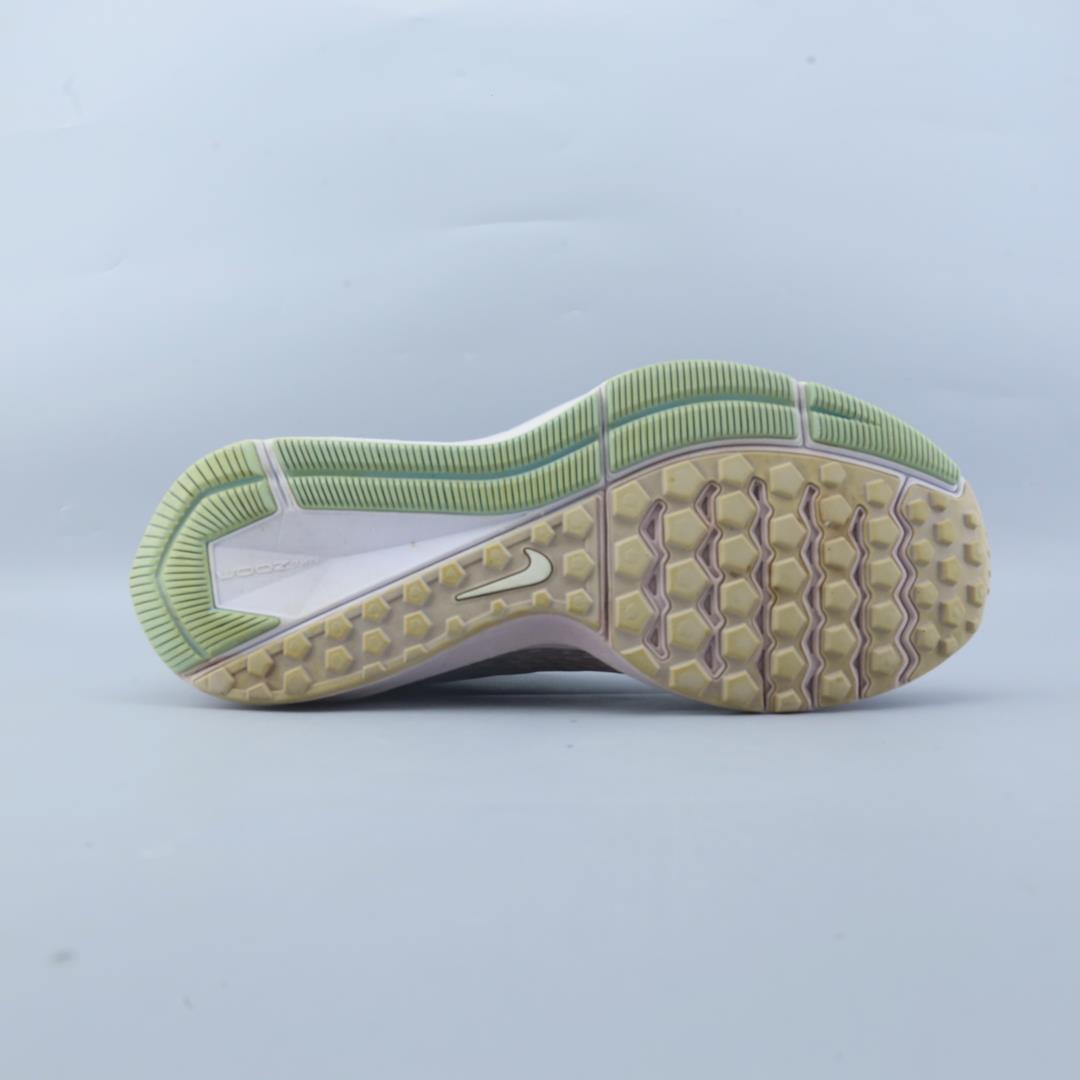 NIKE ZOOM WINFLO 5