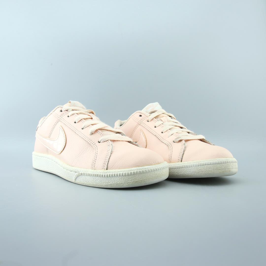 NIKE COURT ROYALE