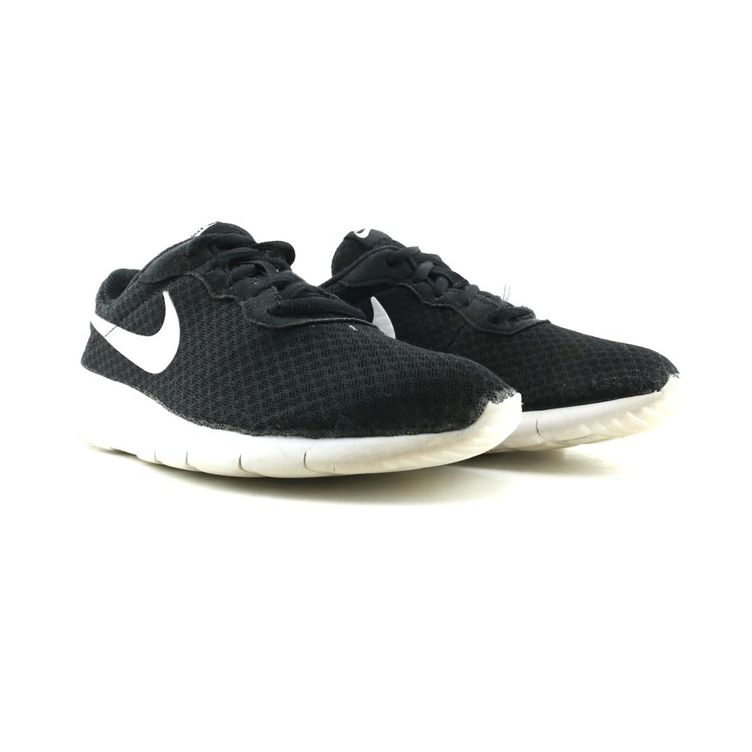 NIKE TANJUN