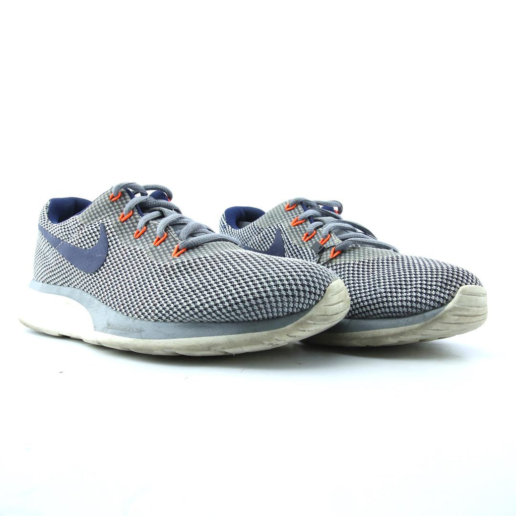 NIKE TANJUN