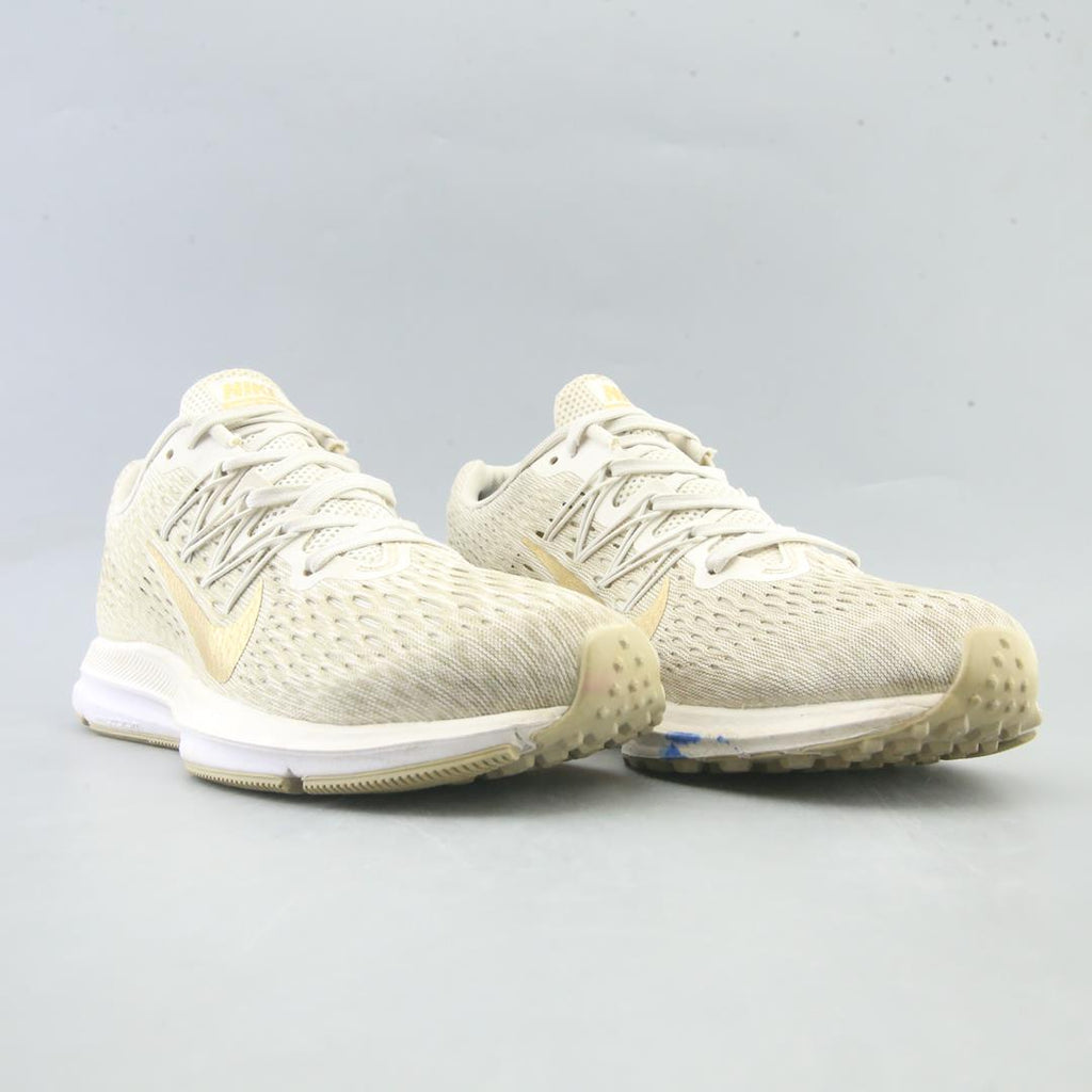 NIKE AIR ZOOM WINFLO 5