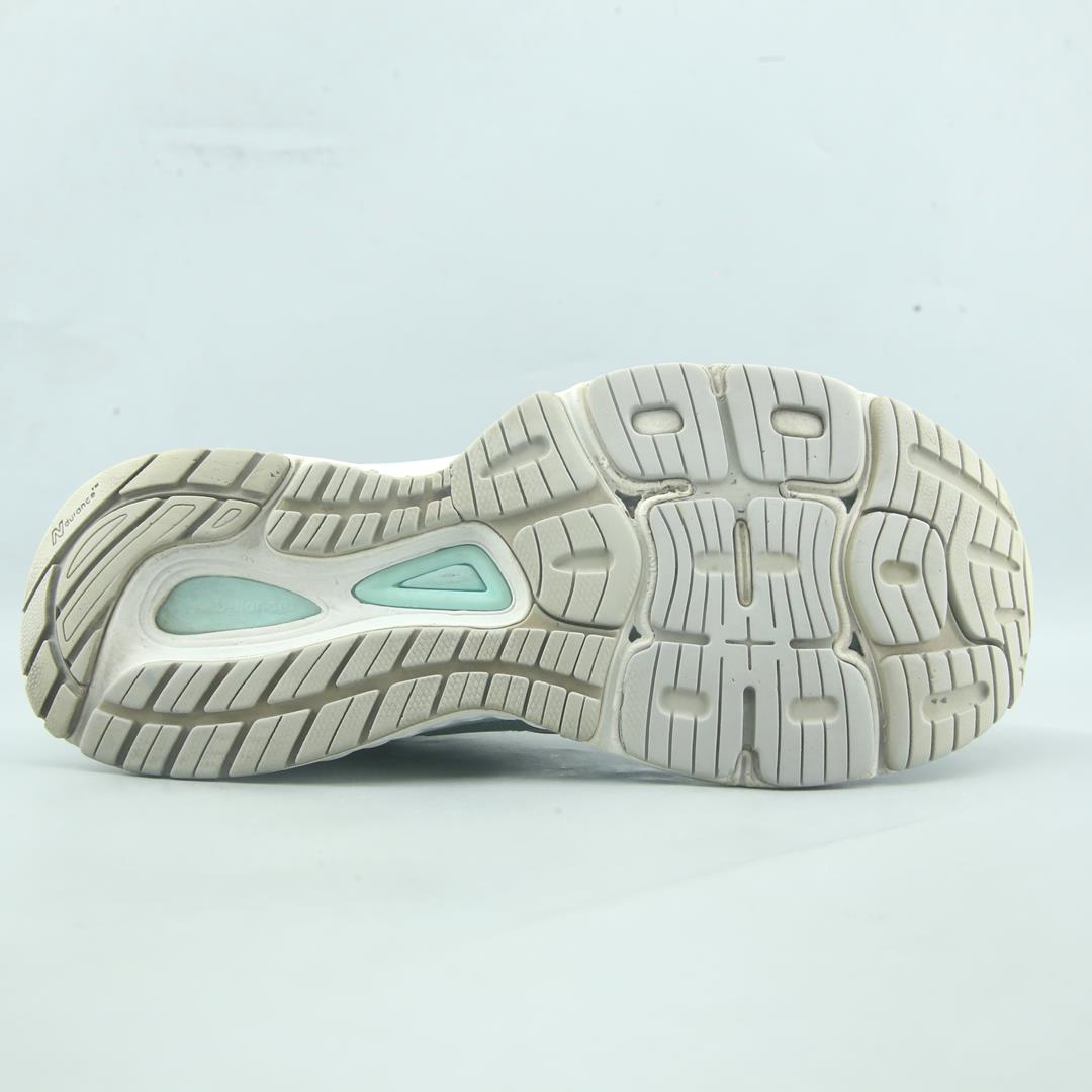 NEW BALANCE 880V9