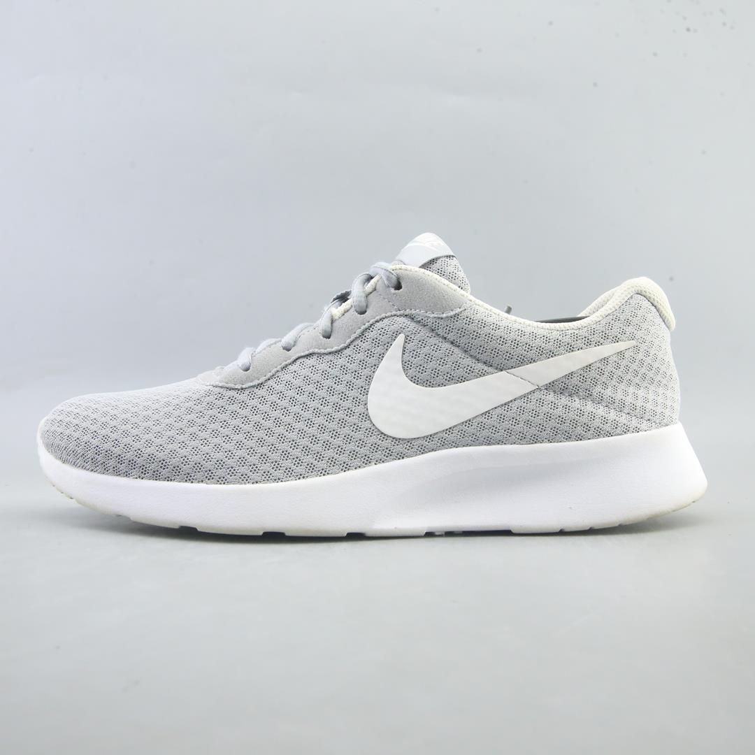 NIKE TANJUN