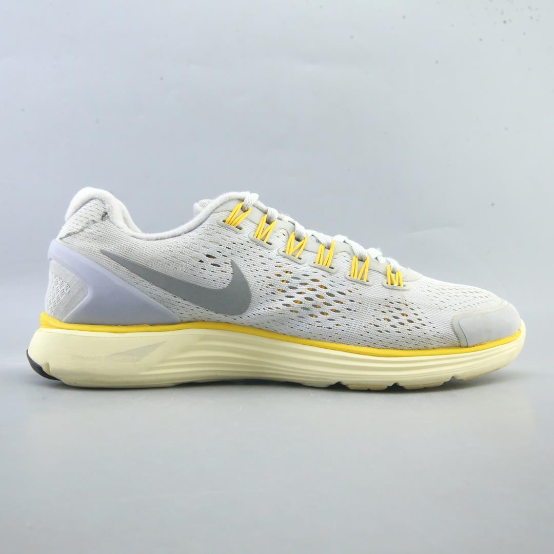 NIKE LIVESTRONG