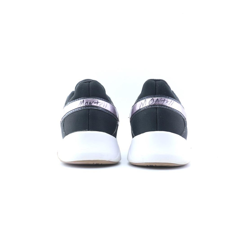 NIKE LEGEND ESSENTIAL 2