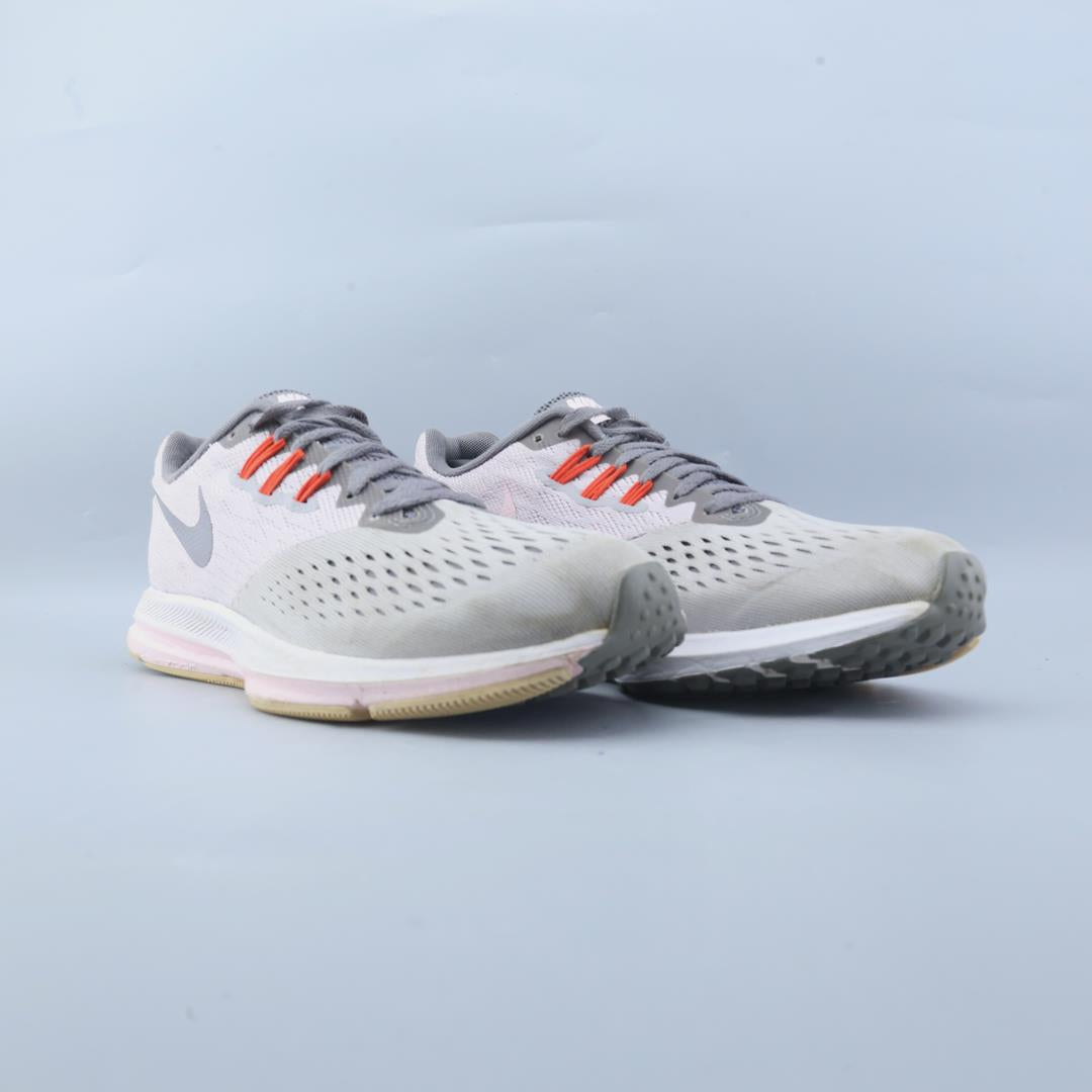 NIKE ZOOM WINFLO 4