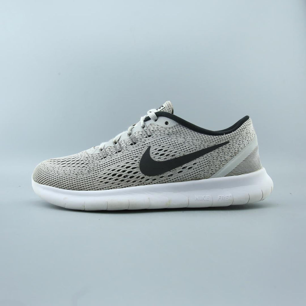 NIKE FREE RN