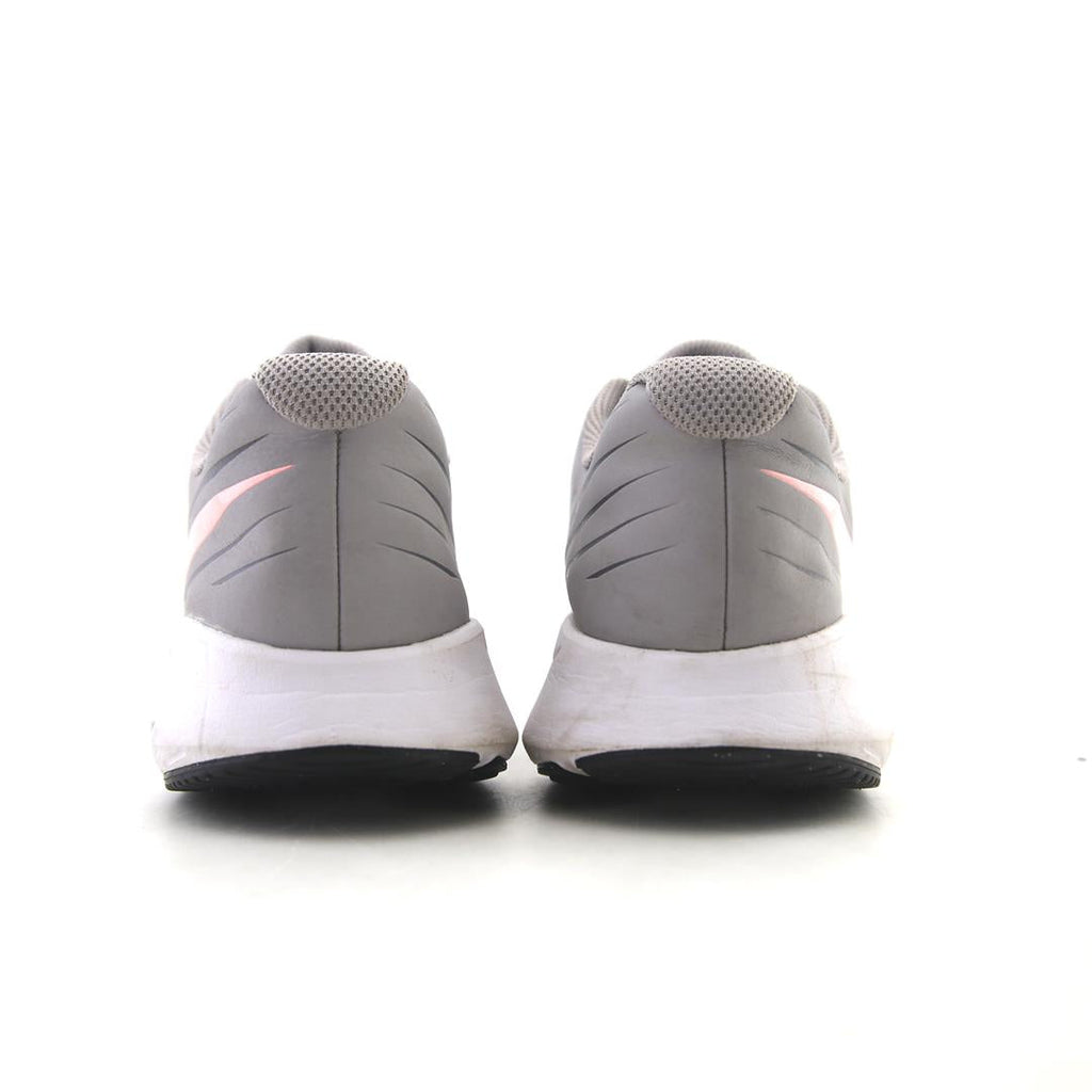 NIKE STAR RUNNER