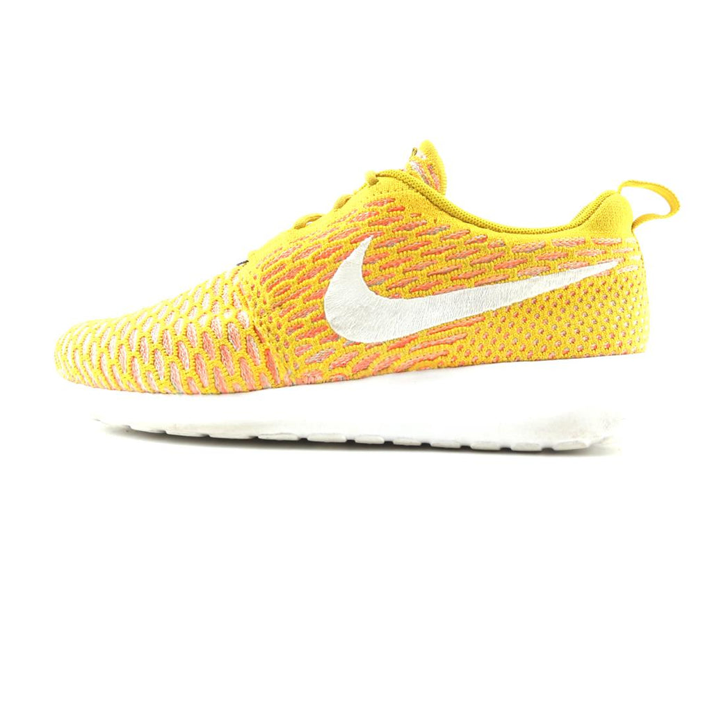 NIKE ROSHE RUN FLYKNIT