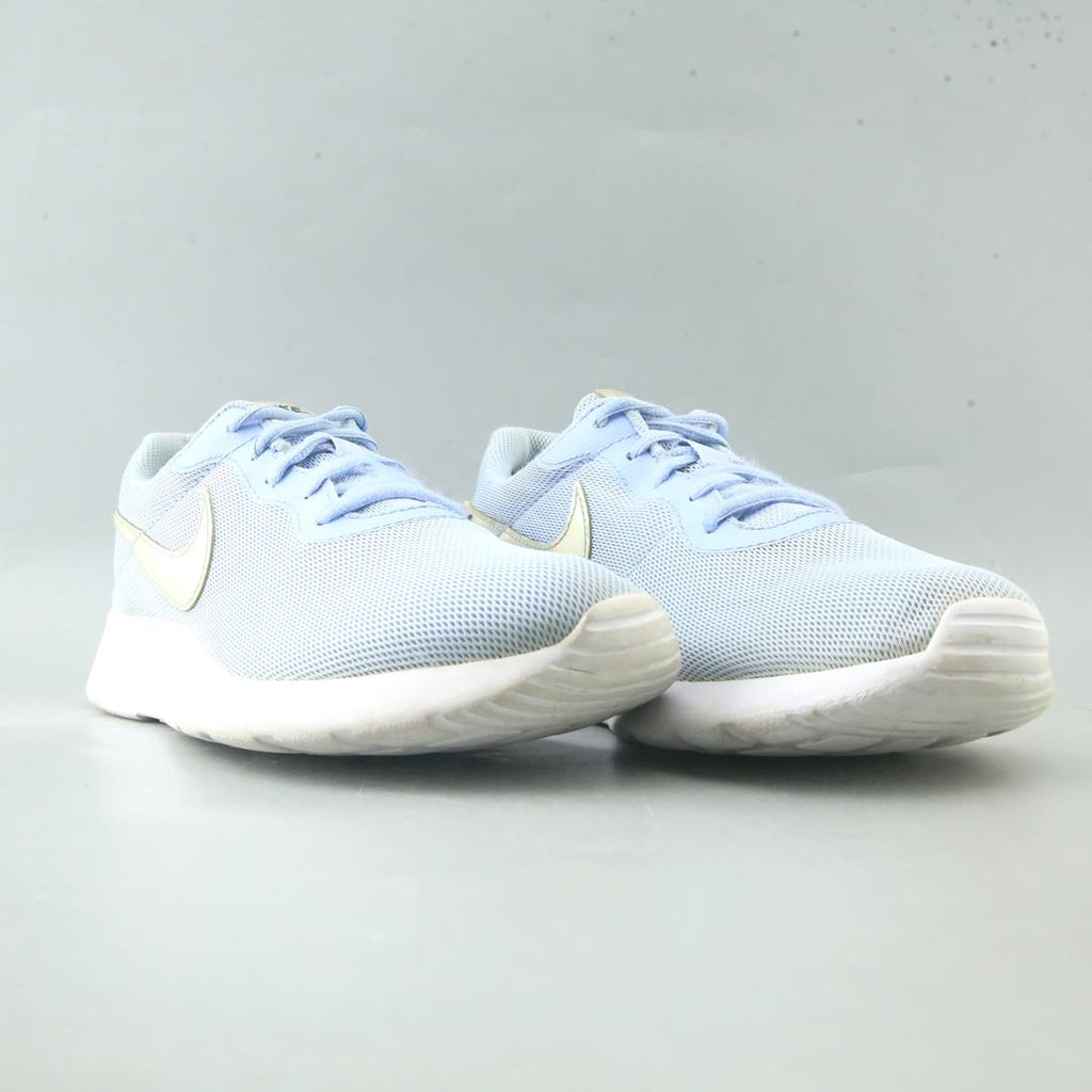 NIKE TANJUN