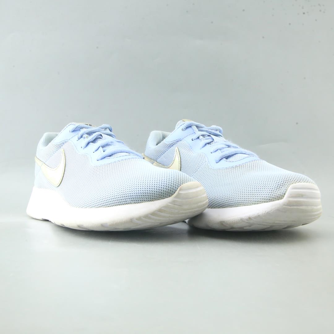 NIKE TANJUN