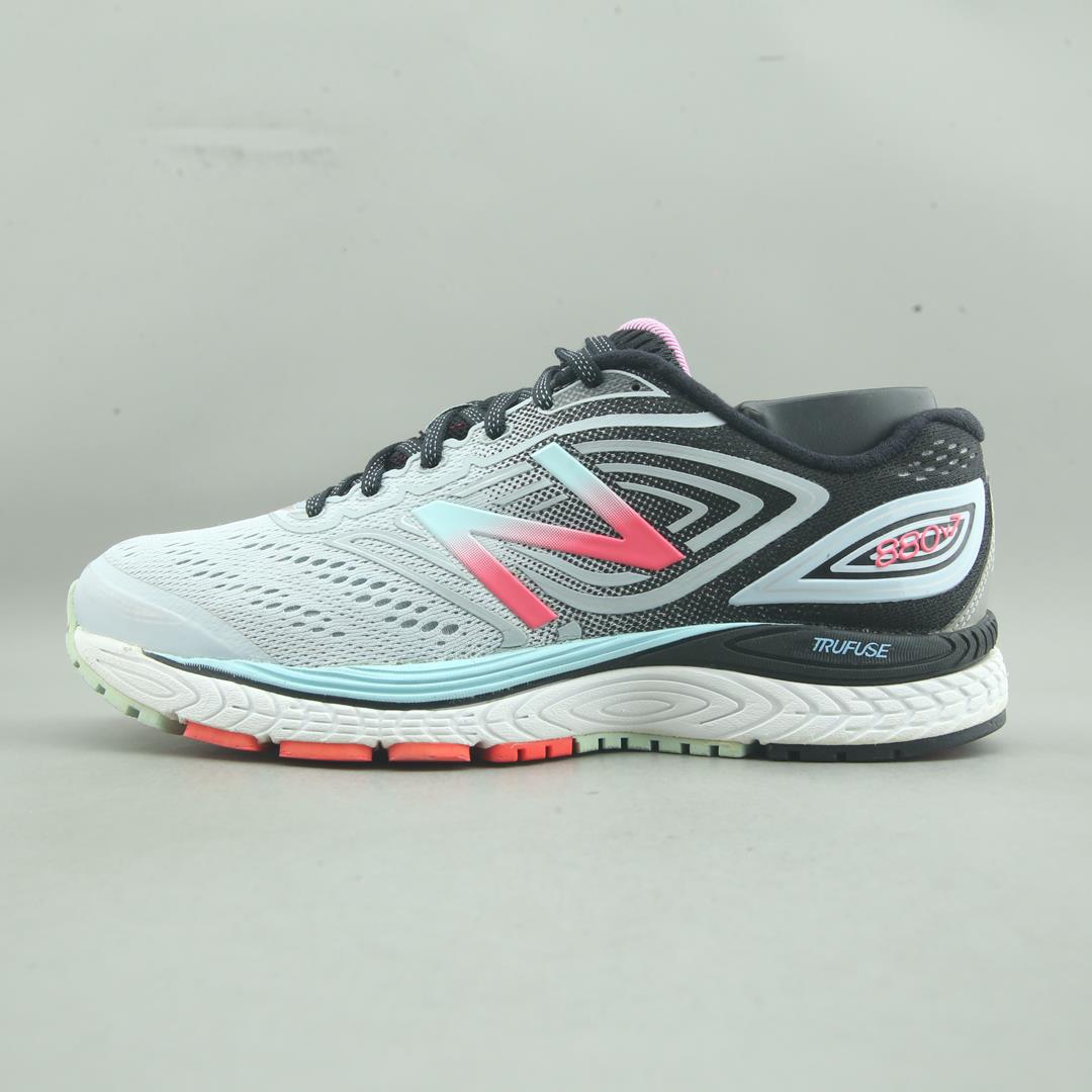 NEW BALANCE 880V7