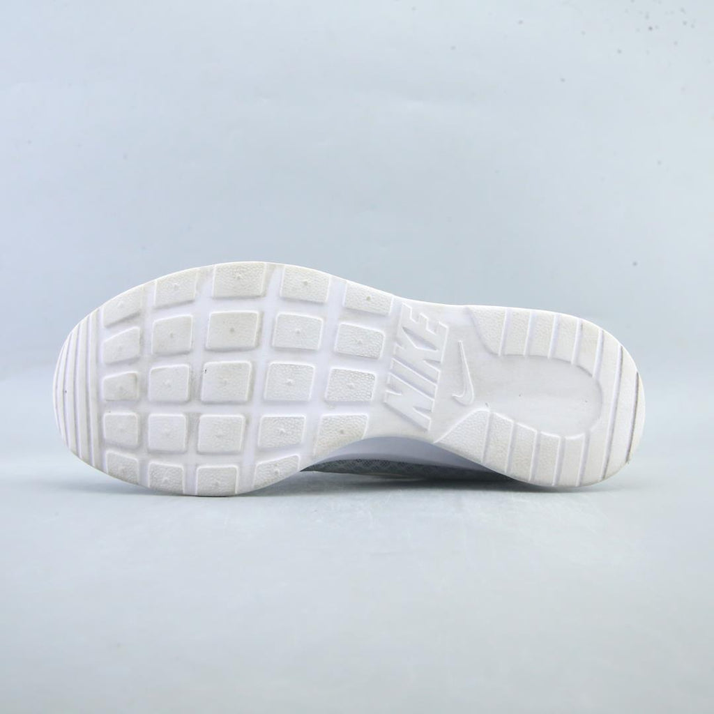 NIKE TANJUN