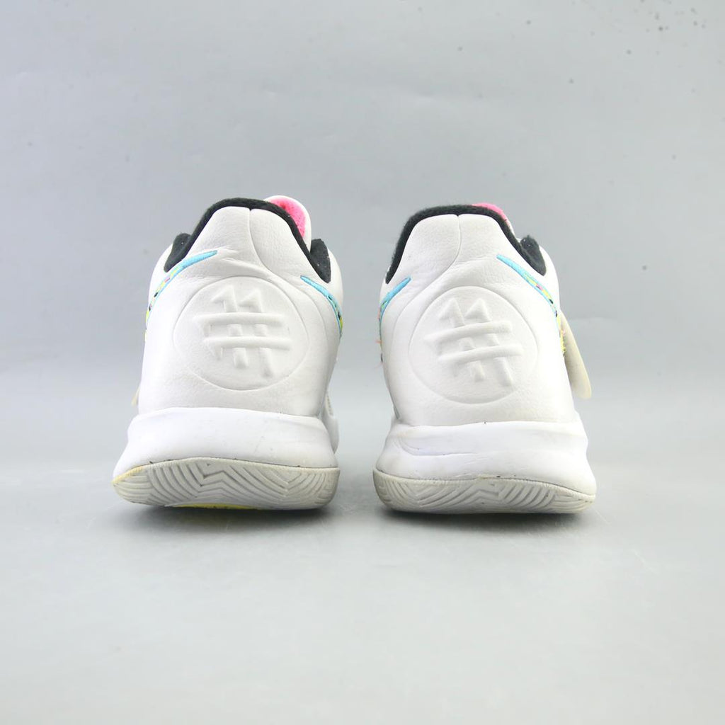 NIKE KYRIE FLYTRAP 3