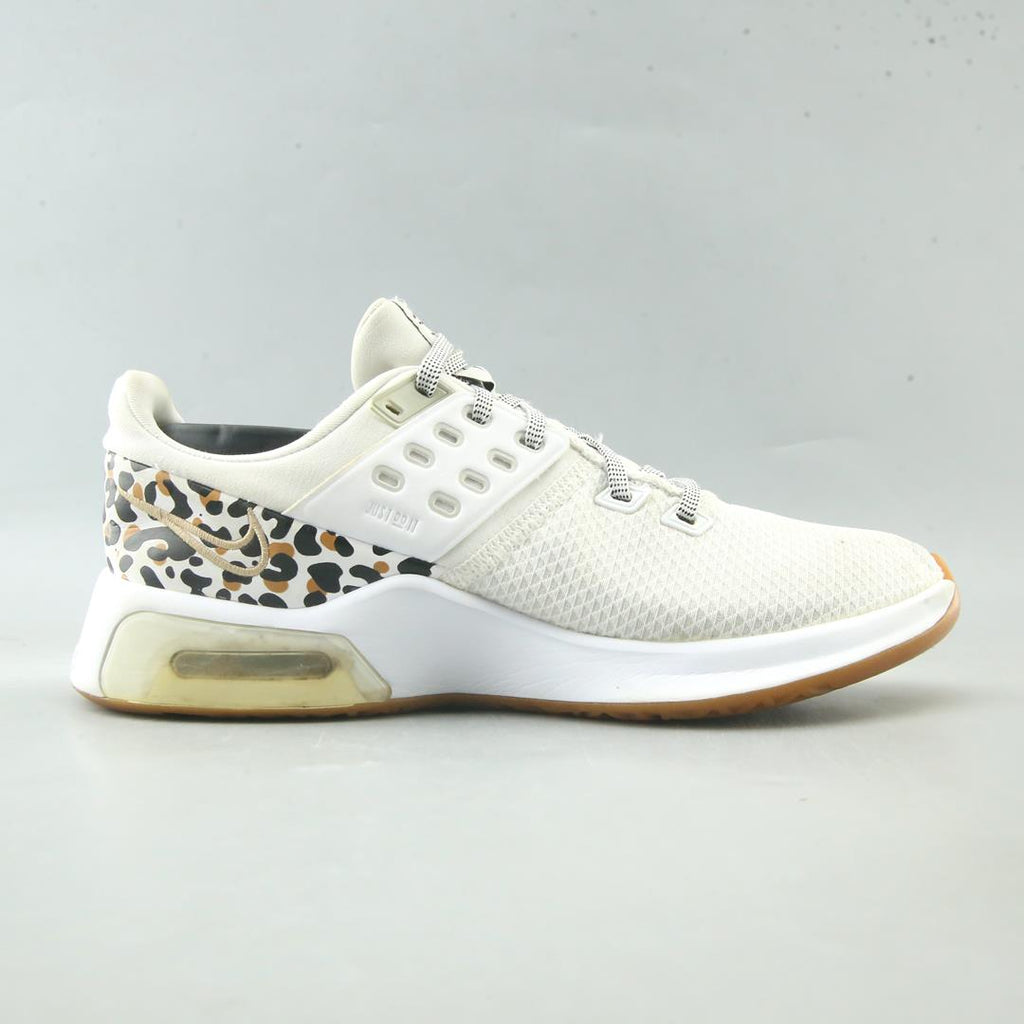 NIKE AIR MAX BELLA TR 4