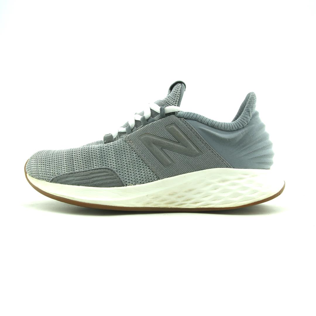 NEW BALANCE FRESH FOAM ROAV V1