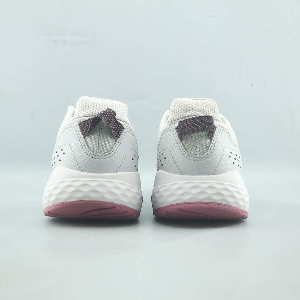 NEW BALANCE 4010 V8