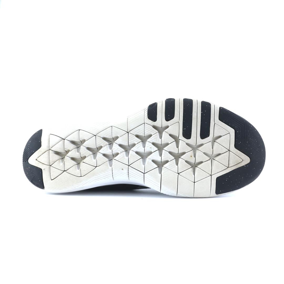 NIKE FLEX TR 9
