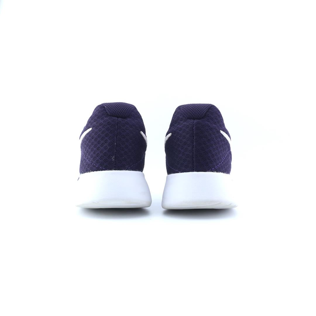 NIKE TANJUN