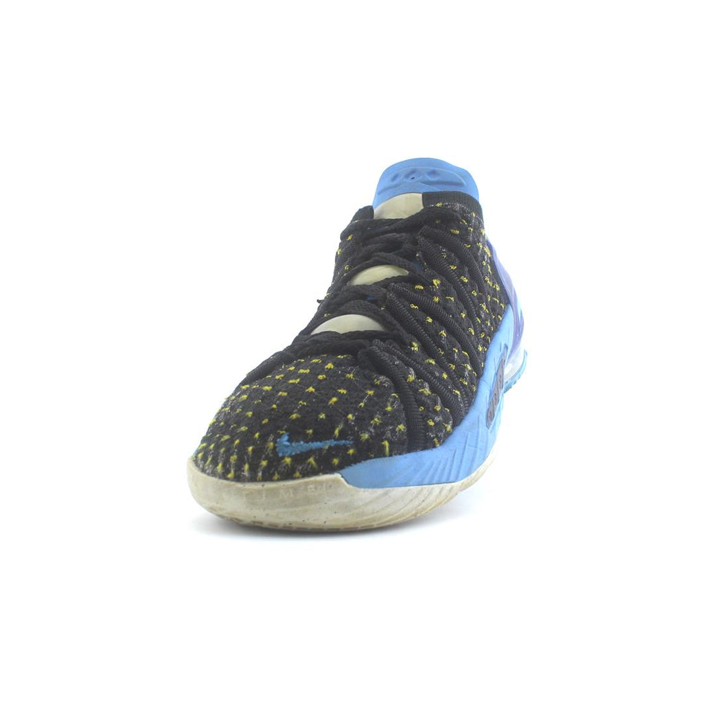 NIKE  LEBRON 18