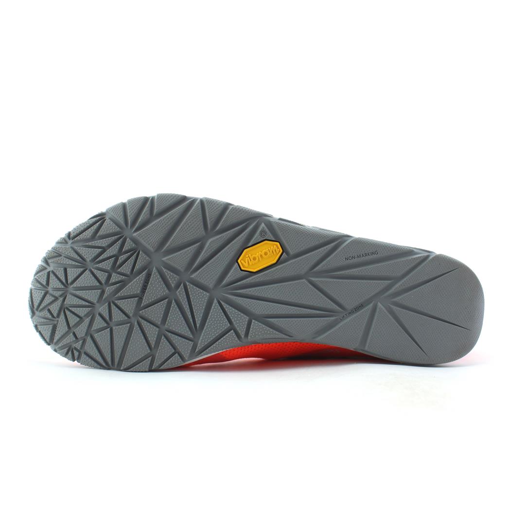 NEW BALANCE MINIMUS 20V6