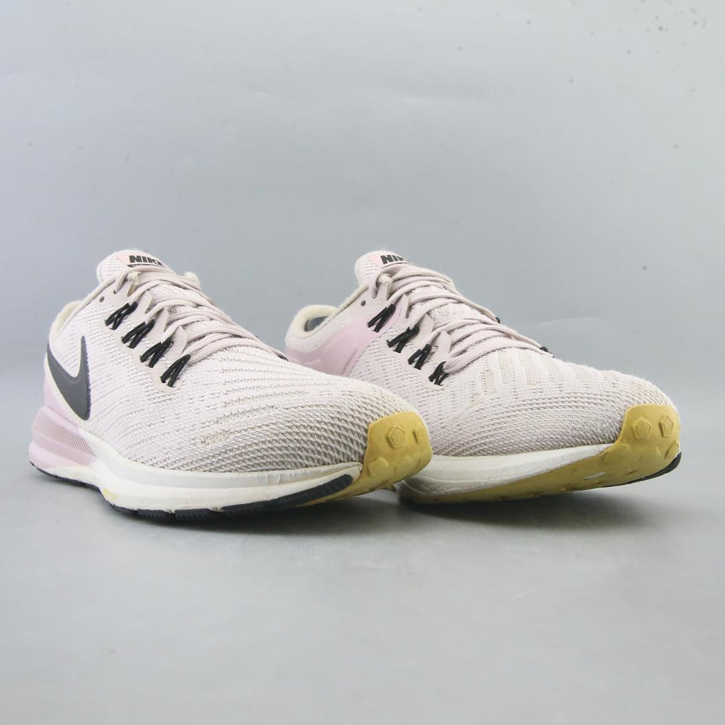 NIKE AIR ZOOM STRUCTURE 22