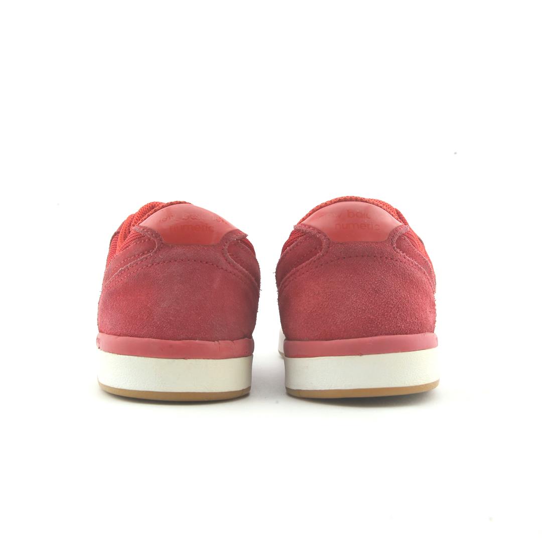 NEW BALANCE  NUMERIC 533