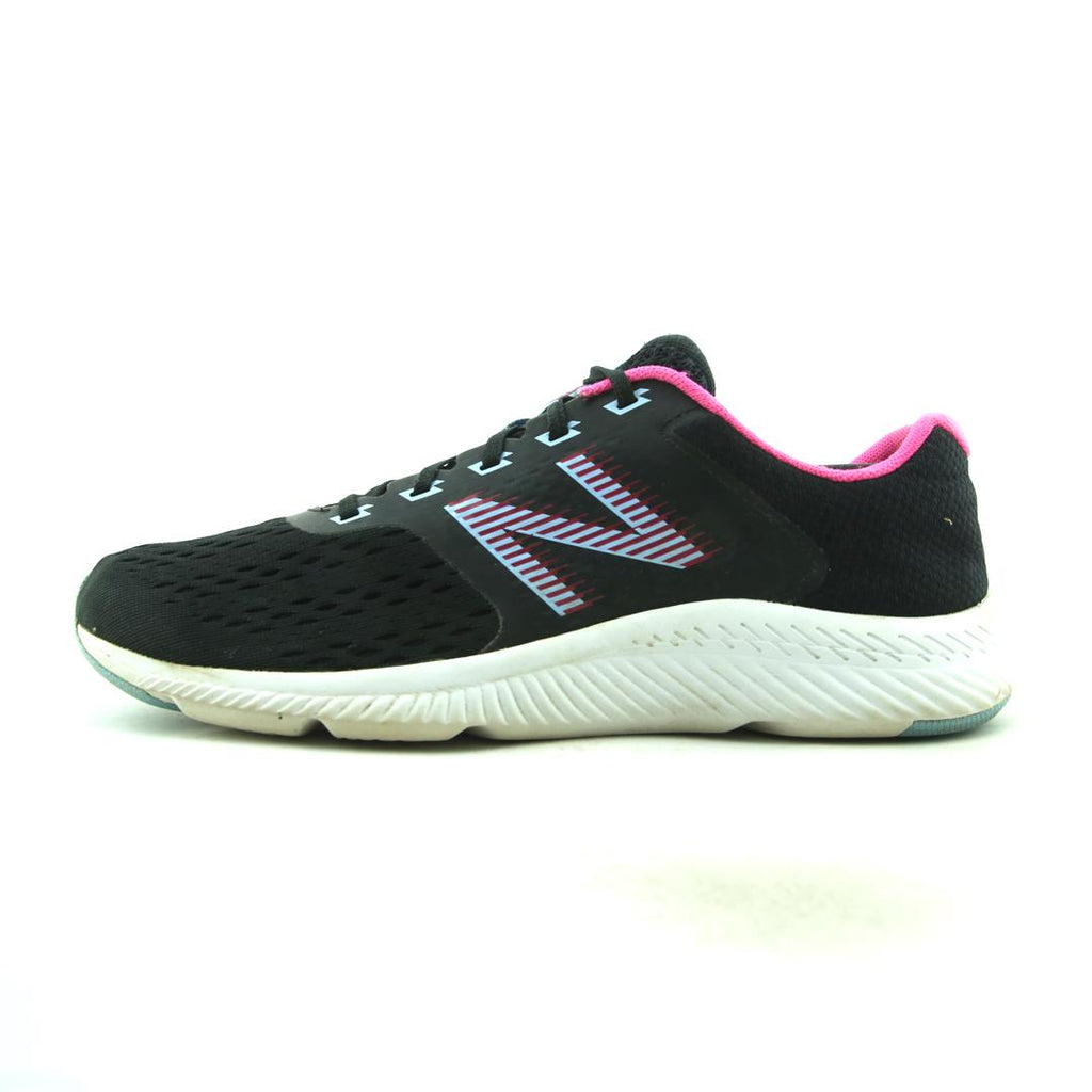 NEW BALANCE DRFT V1