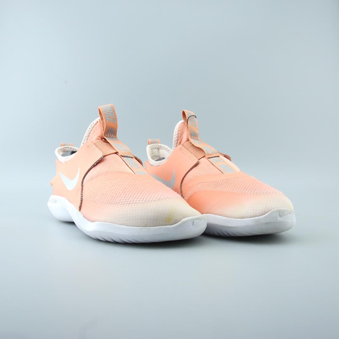 NIKE FLEX RUNNER