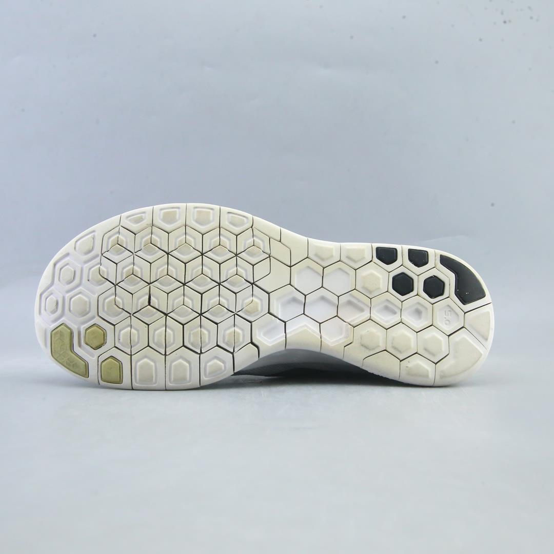 NIKE FREE 5.0