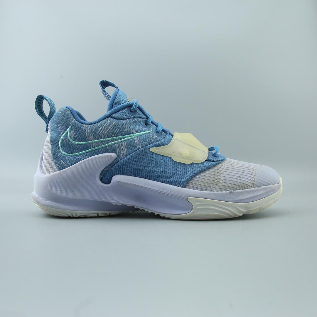 NIKE ZOOM FREAK 3