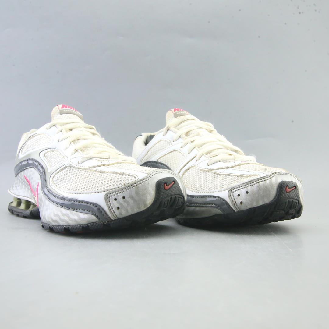 NIKE REAX RUN 5