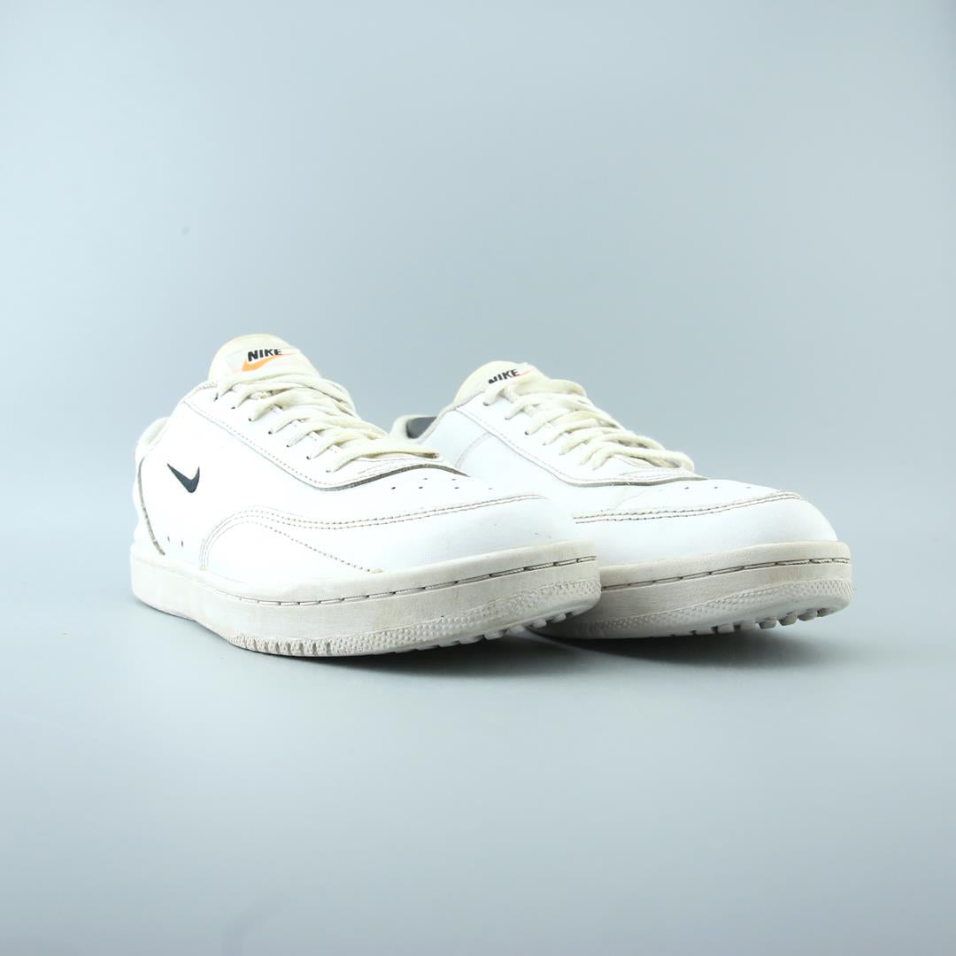 NIKE COURT VINTAGE