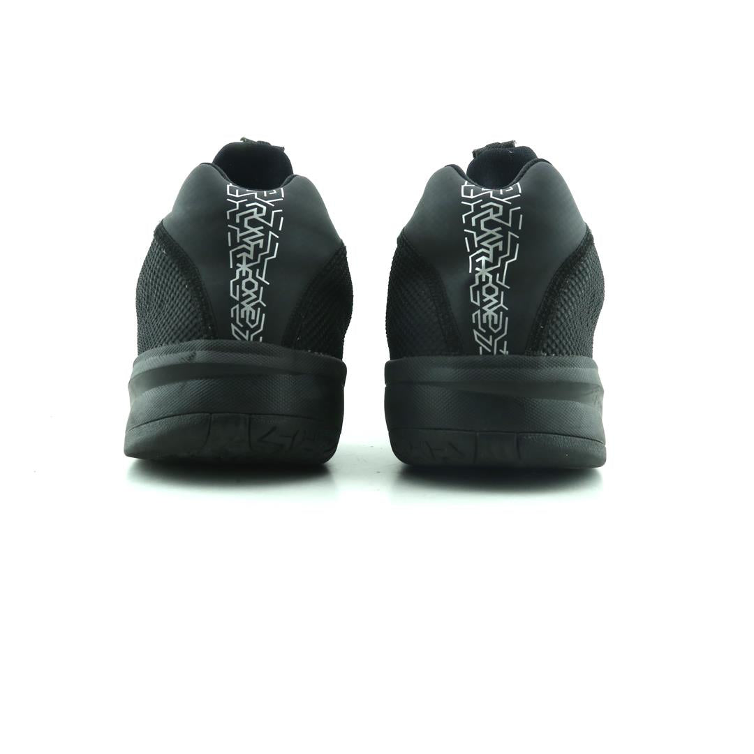 NIKE  ZOOM RUN THE ONE