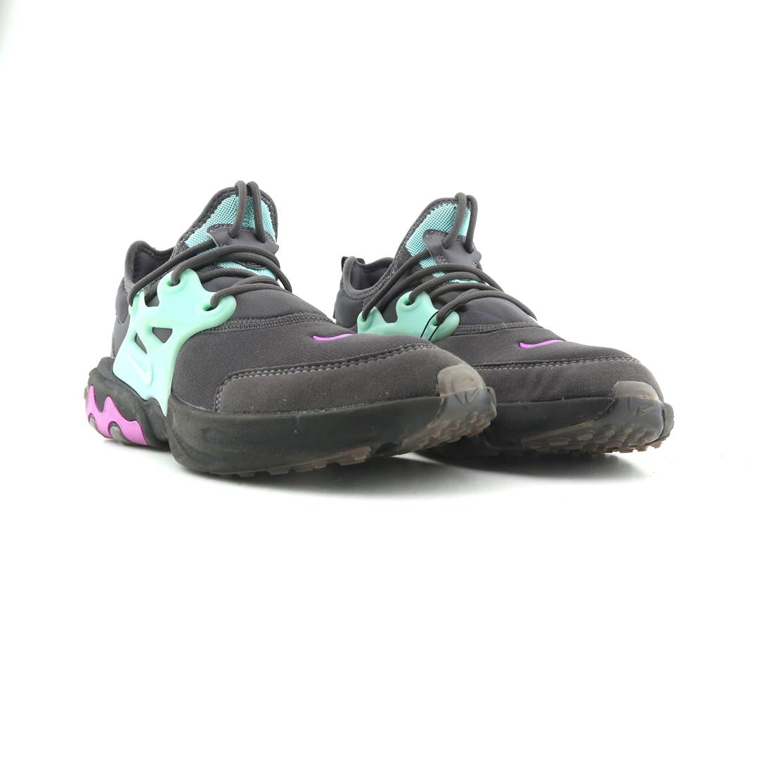 NIKE REACT PRESTO